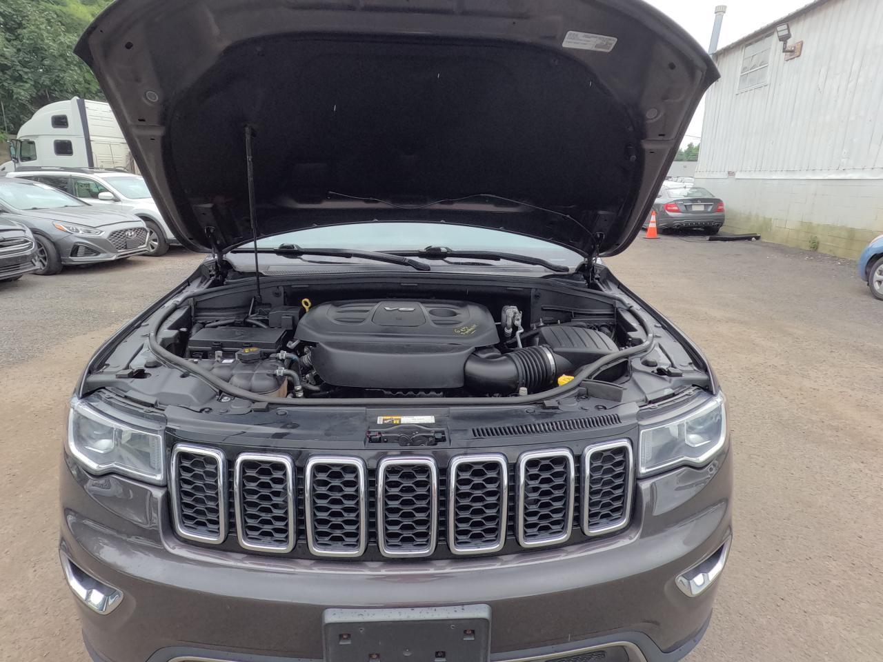 2018 Jeep Grand Cherokee Limited VIN: 1C4RJFBG9JC304185 Lot: 75824784