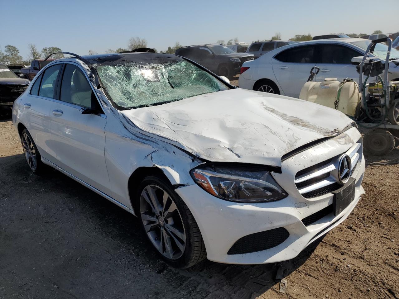 VIN 55SWF4KB1GU157111 2016 MERCEDES-BENZ C-CLASS no.4