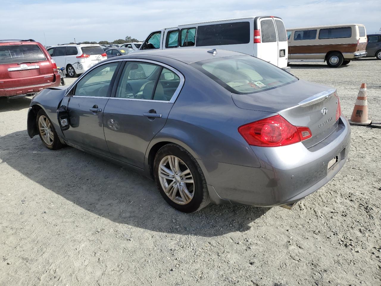 2013 Infiniti G - Image 2
