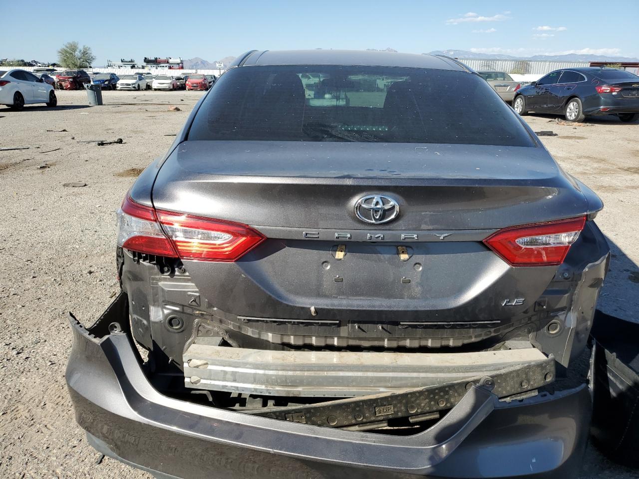 VIN 4T1B11HK7JU509901 2018 TOYOTA CAMRY no.6