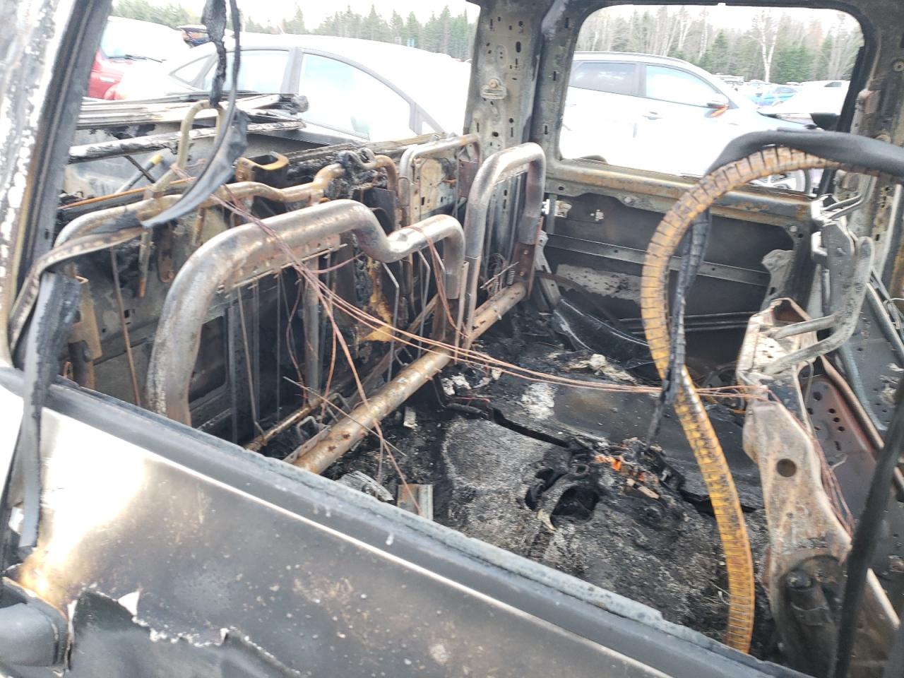 2015 RAM 1500 - Image 10