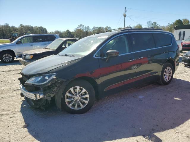 2018 Chrysler Pacifica Touring Plus for Sale in Augusta, GA - Side