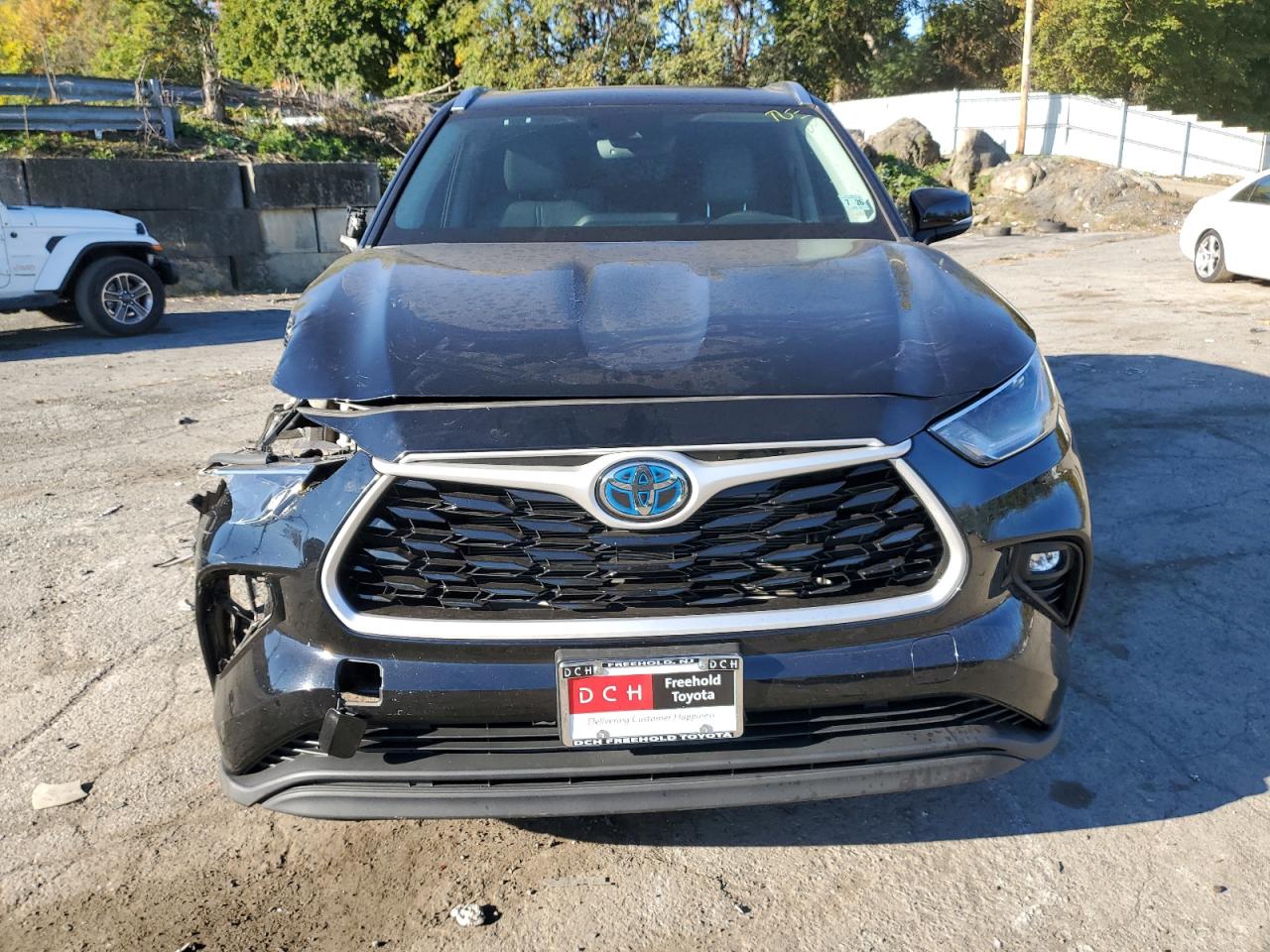 2021 Toyota Highlander - Image 5