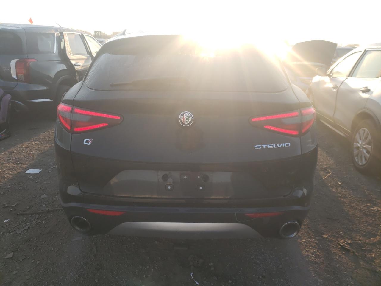 2018 Alfa Romeo Stelvio Ti Sport VIN: ZASFAKNNXJ7B77386 Lot: 75189544