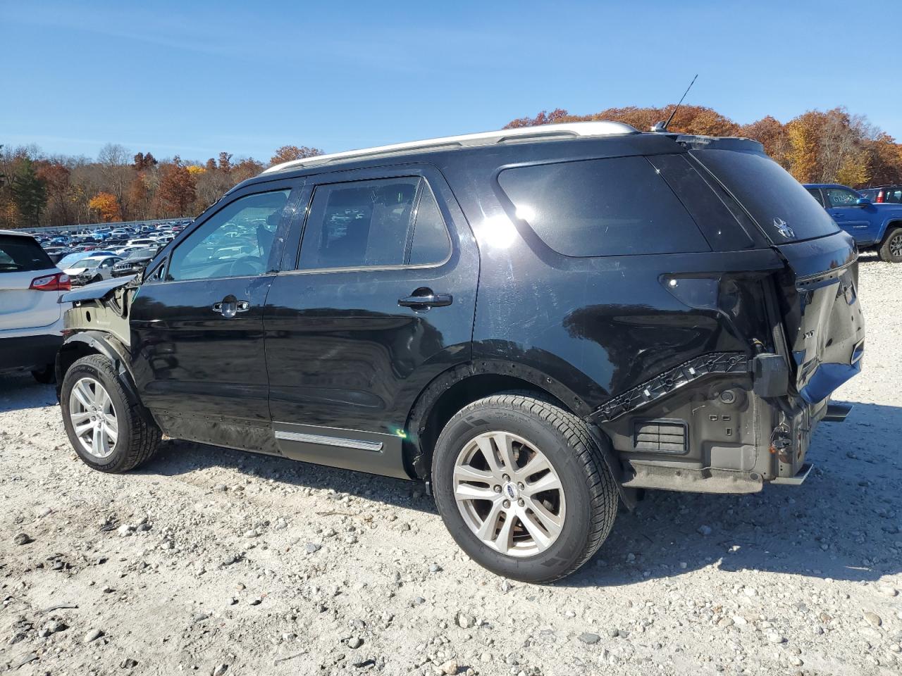 2018 Ford Explorer - Image 2