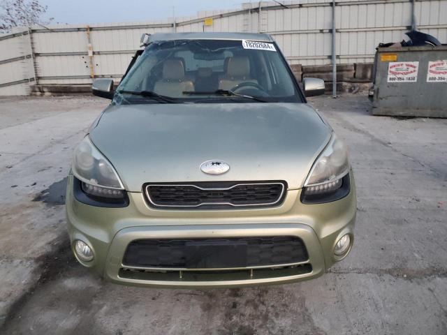  KIA SOUL 2013 Зеленый