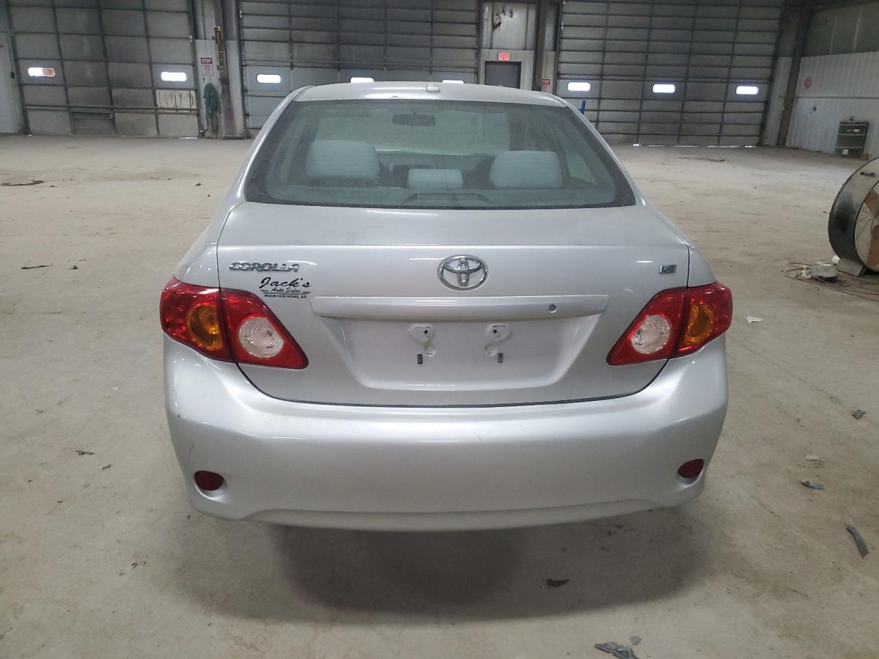 1NXBU4EE8AZ316843 2010 Toyota Corolla Base