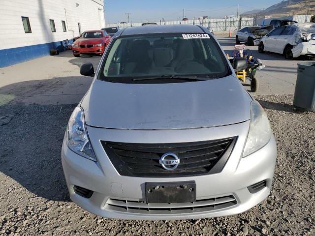  NISSAN VERSA 2014 Серебристый