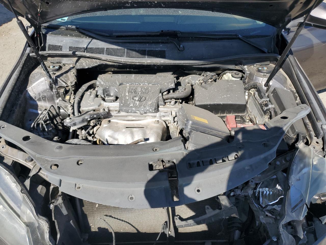 2015 Toyota Camry - Image 11