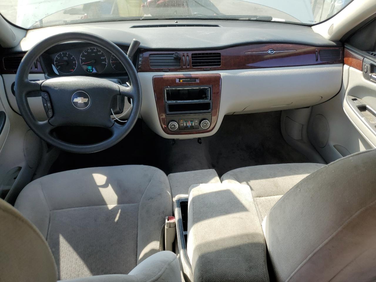 2008 Chevrolet Impala - Image 8