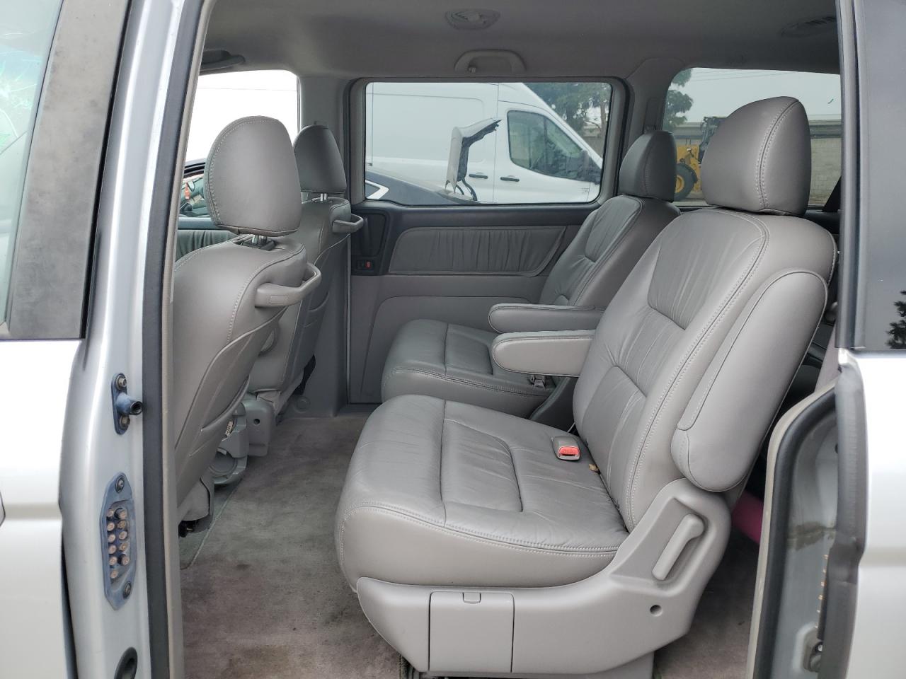 2003 Honda Odyssey - Image 11