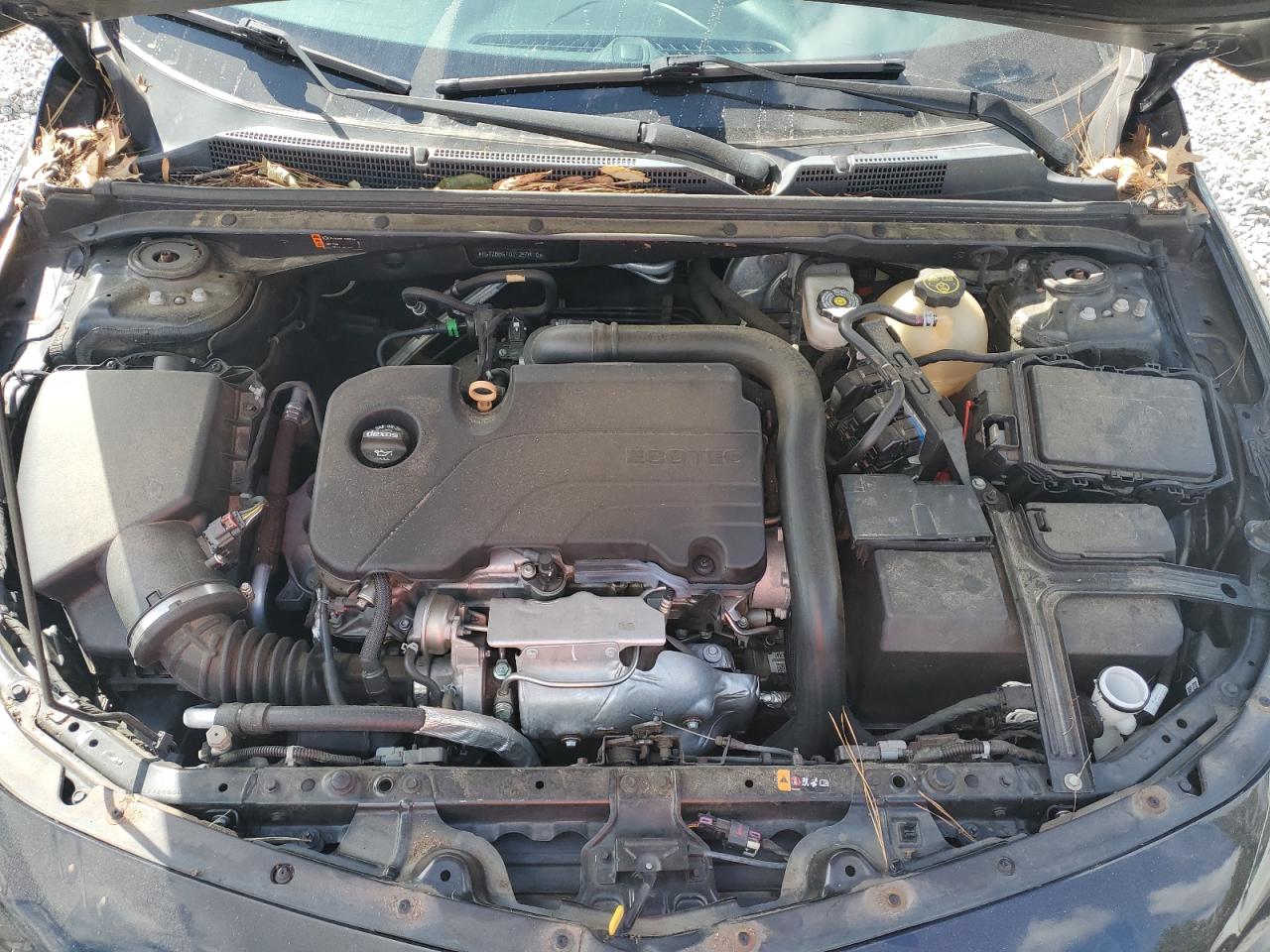 2018 Chevrolet Malibu - Image 11