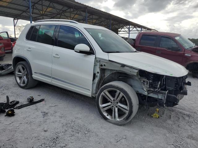  VOLKSWAGEN TIGUAN 2016 Белый