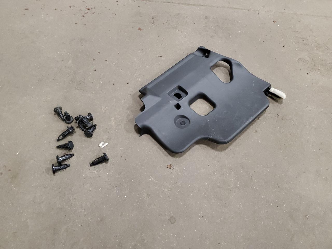 JTDKARFU1H3528385 2017 Toyota Prius