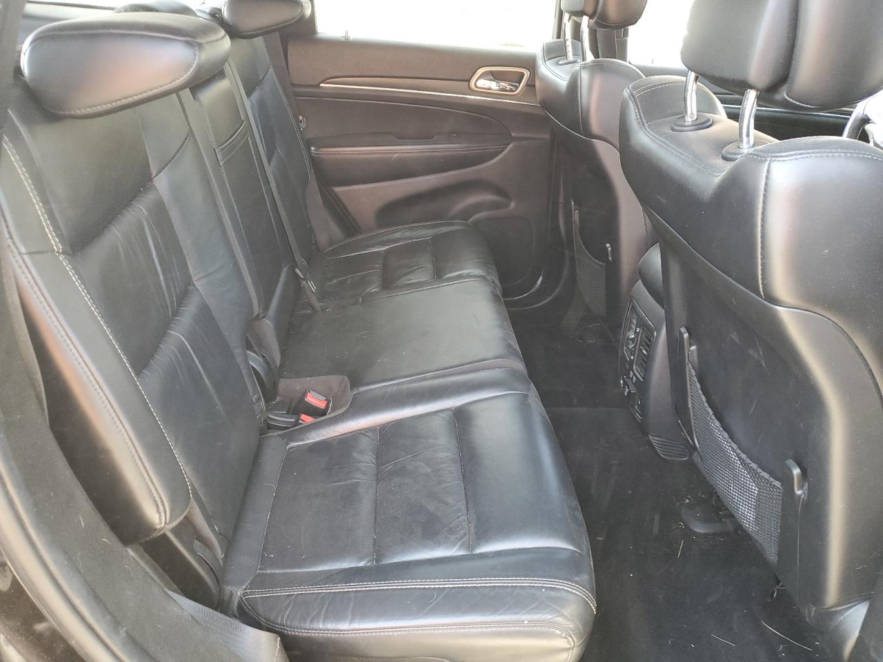 2014 Jeep Grand Cherokee - Image 11