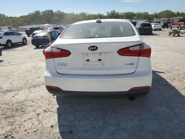  KIA FORTE 2015 Белы