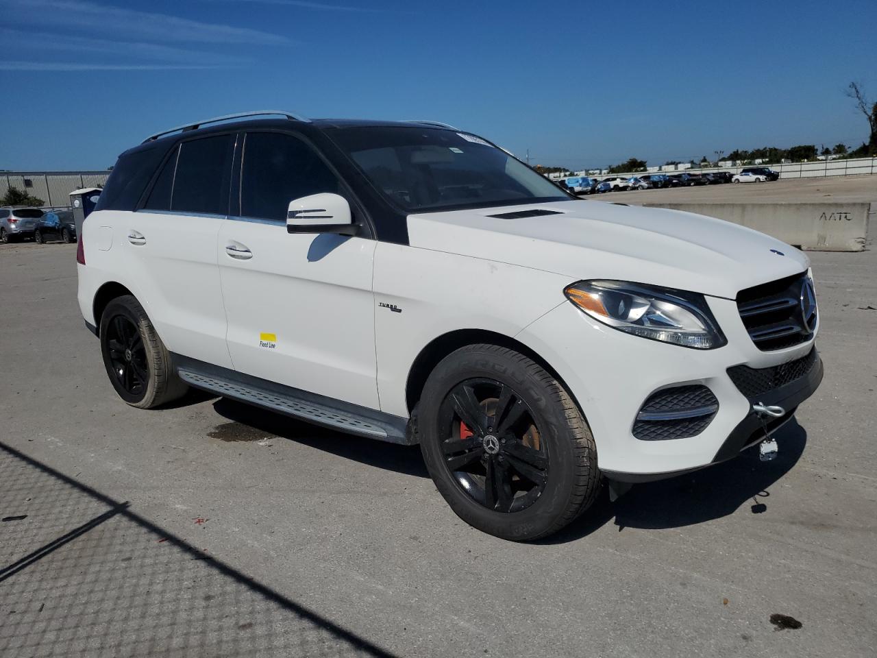 VIN 4JGDA5JB5GA633962 2016 MERCEDES-BENZ GLE-CLASS no.4