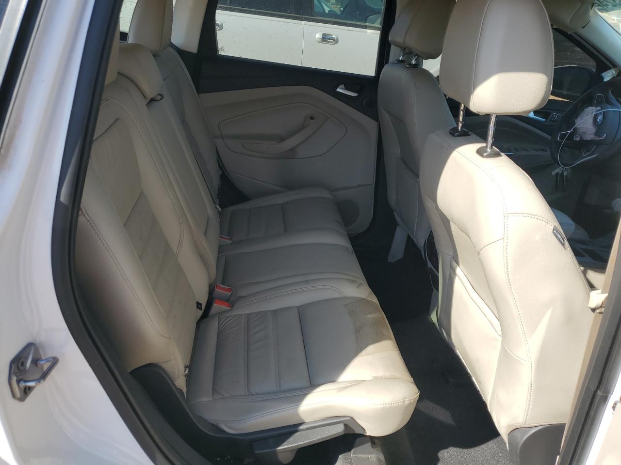 2017 Ford Escape - Image 11