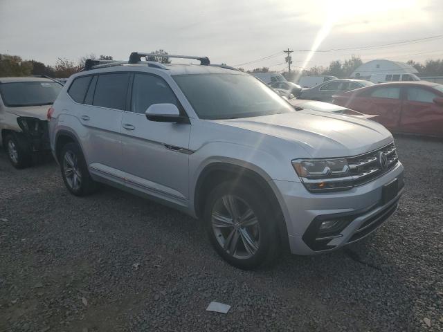  VOLKSWAGEN ATLAS 2018 Серебристый