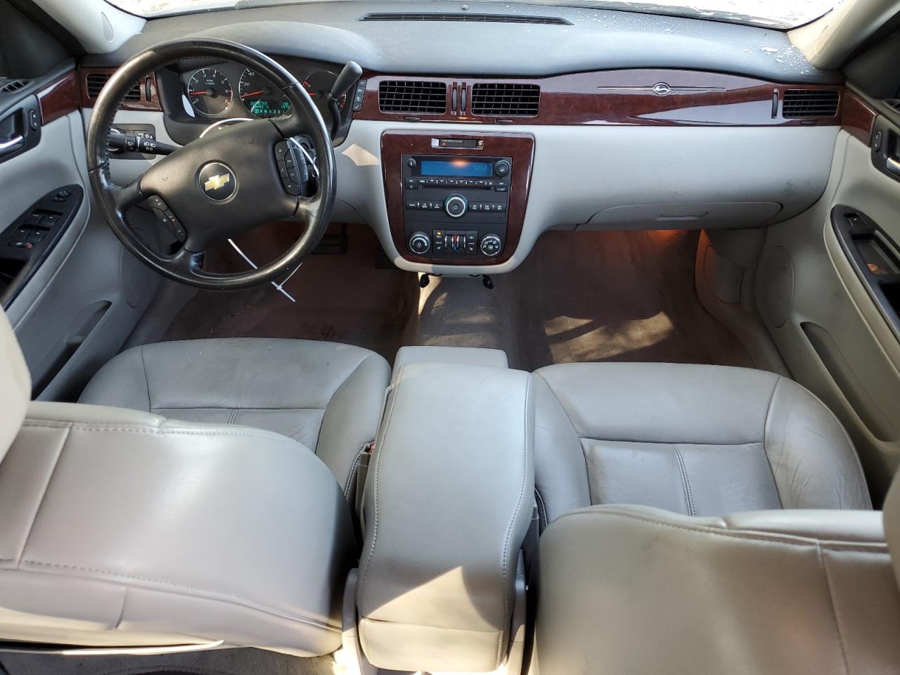 2006 Chevrolet Impala - Image 8