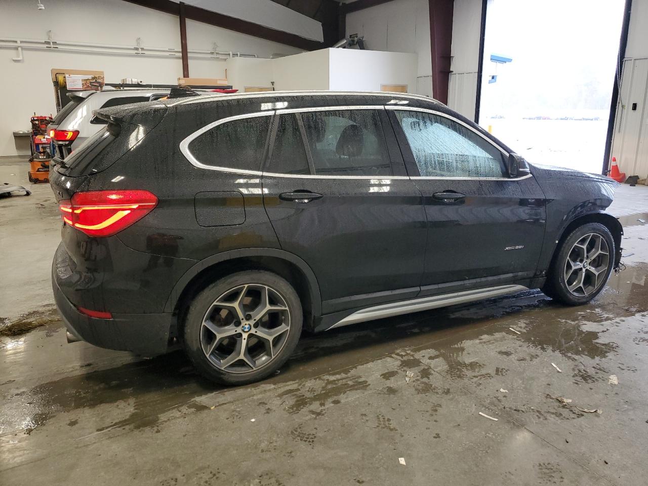 2016 BMW X1 - Image 3