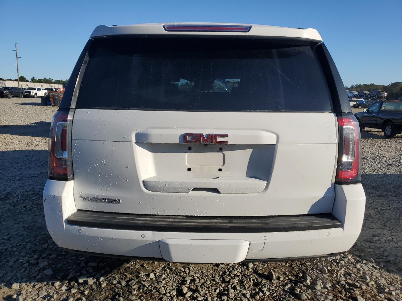 1GKS1BKC0HR186286 2017 GMC Yukon Slt