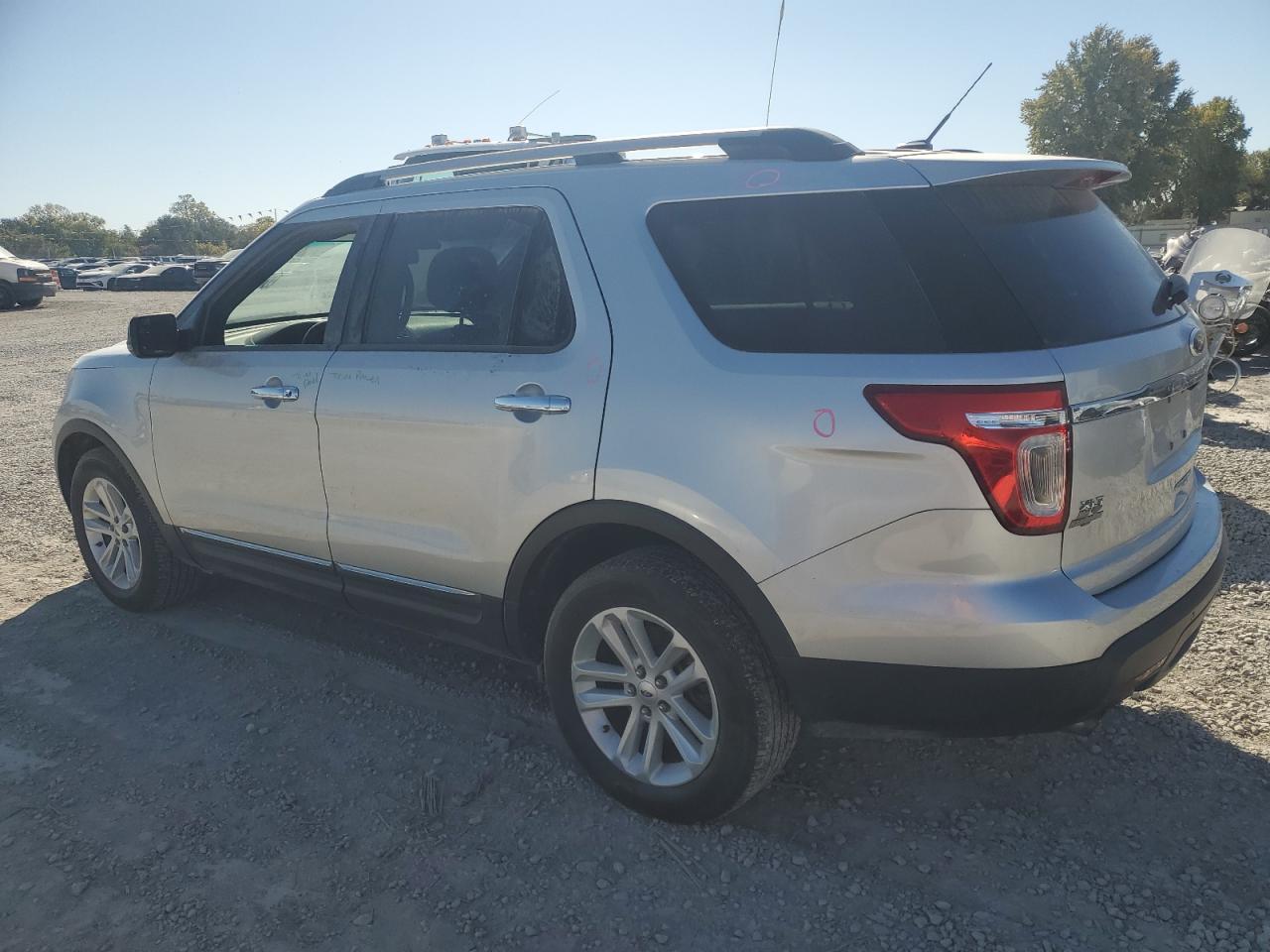 2013 Ford Explorer - Image 2