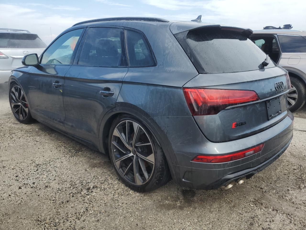 2024 Audi SQ5 - Image 2