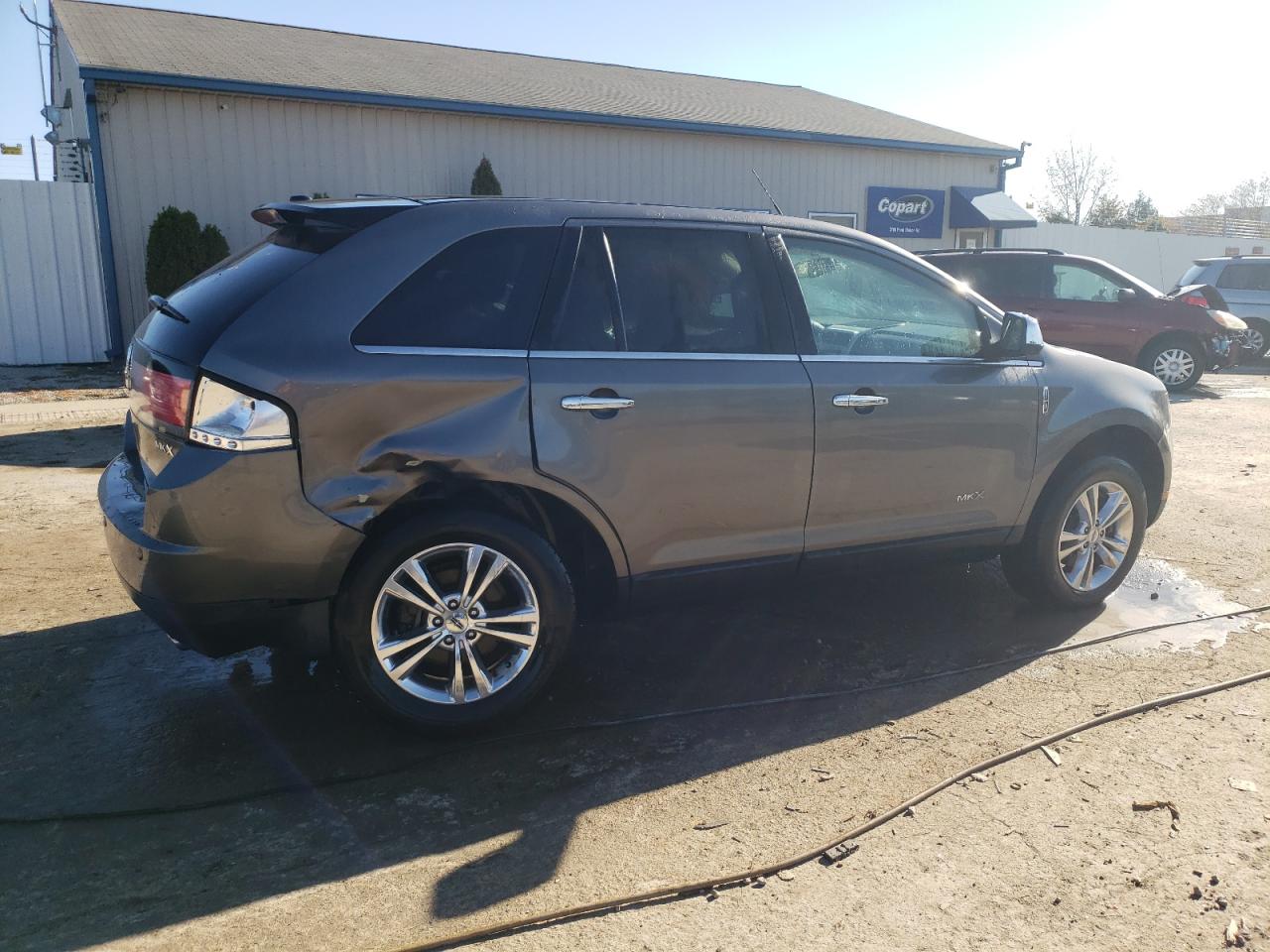 2010 Lincoln MKX - Image 3