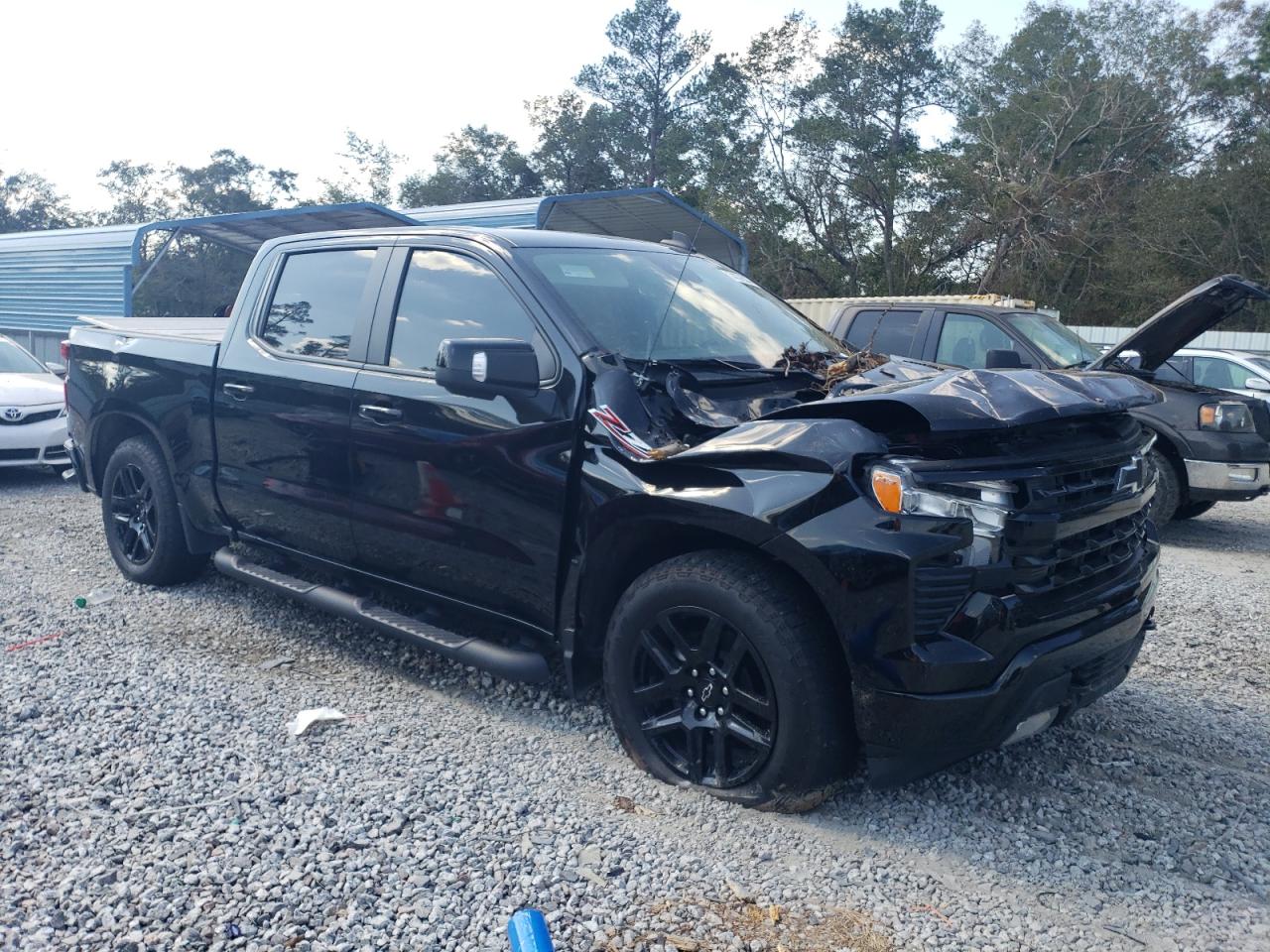 2022 Chevrolet Silverado - Image 4