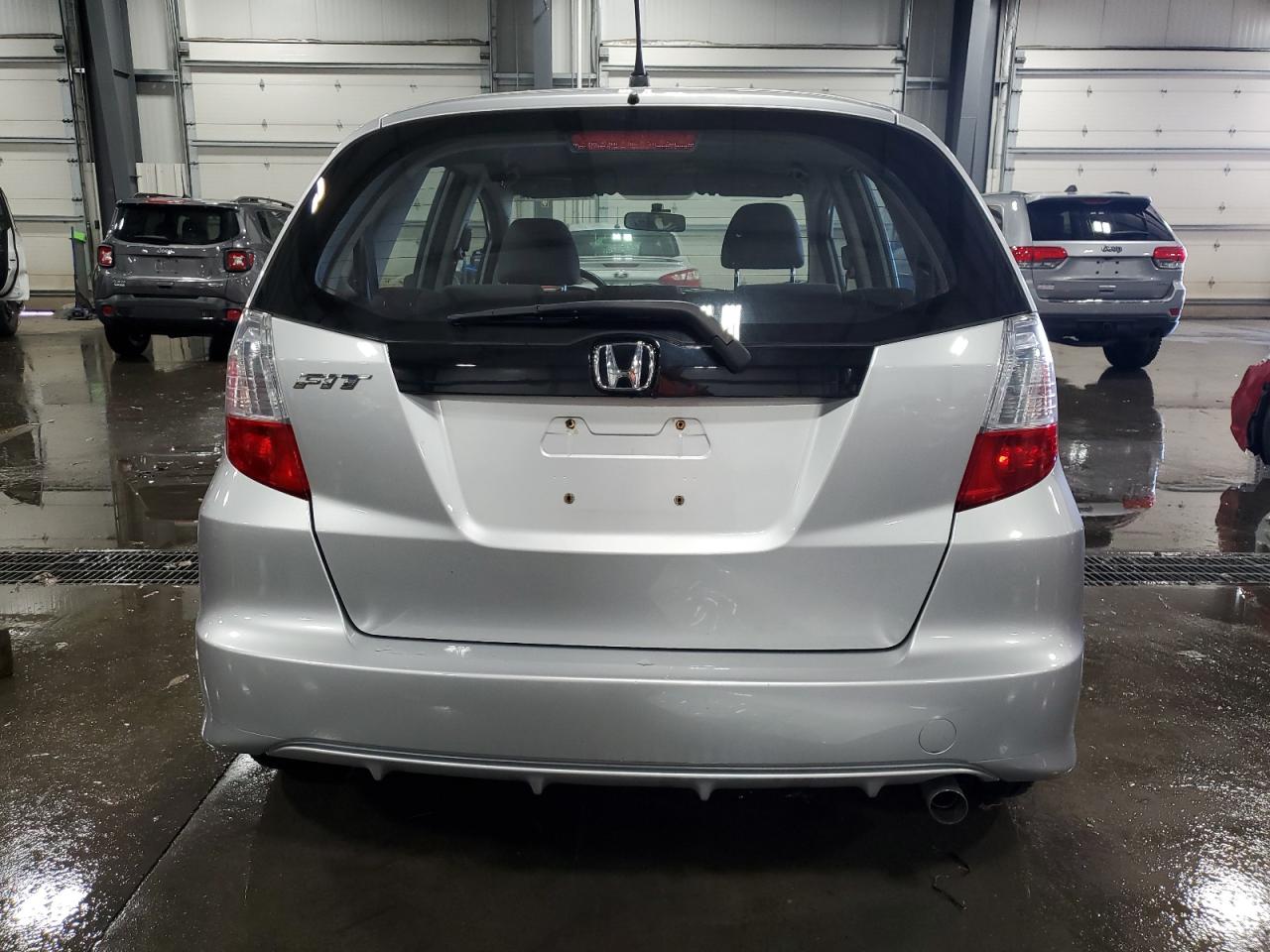 2013 Honda Fit VIN: JHMGE8H33DC028567 Lot: 77679124