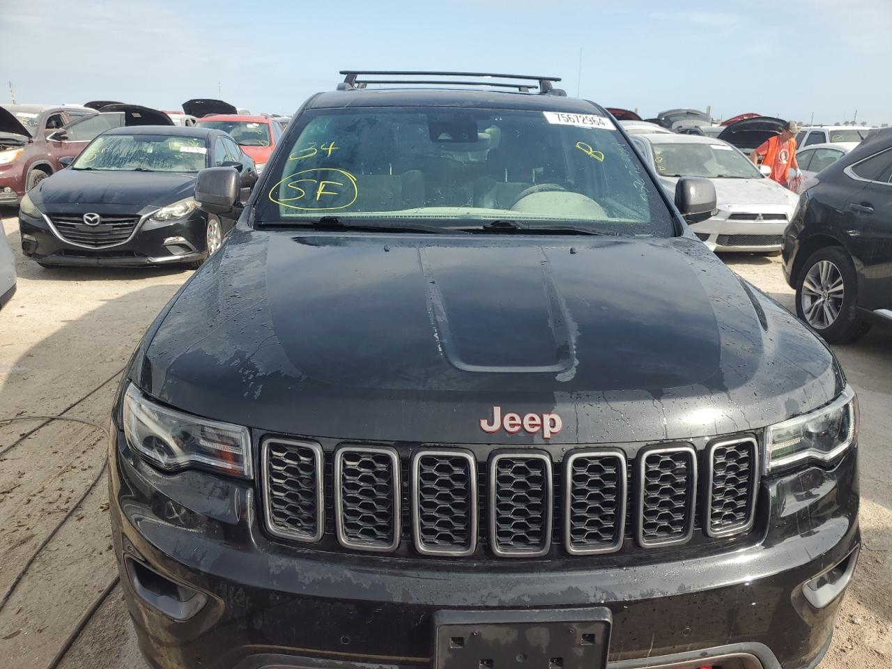 2017 Jeep Grand Cherokee - Image 5
