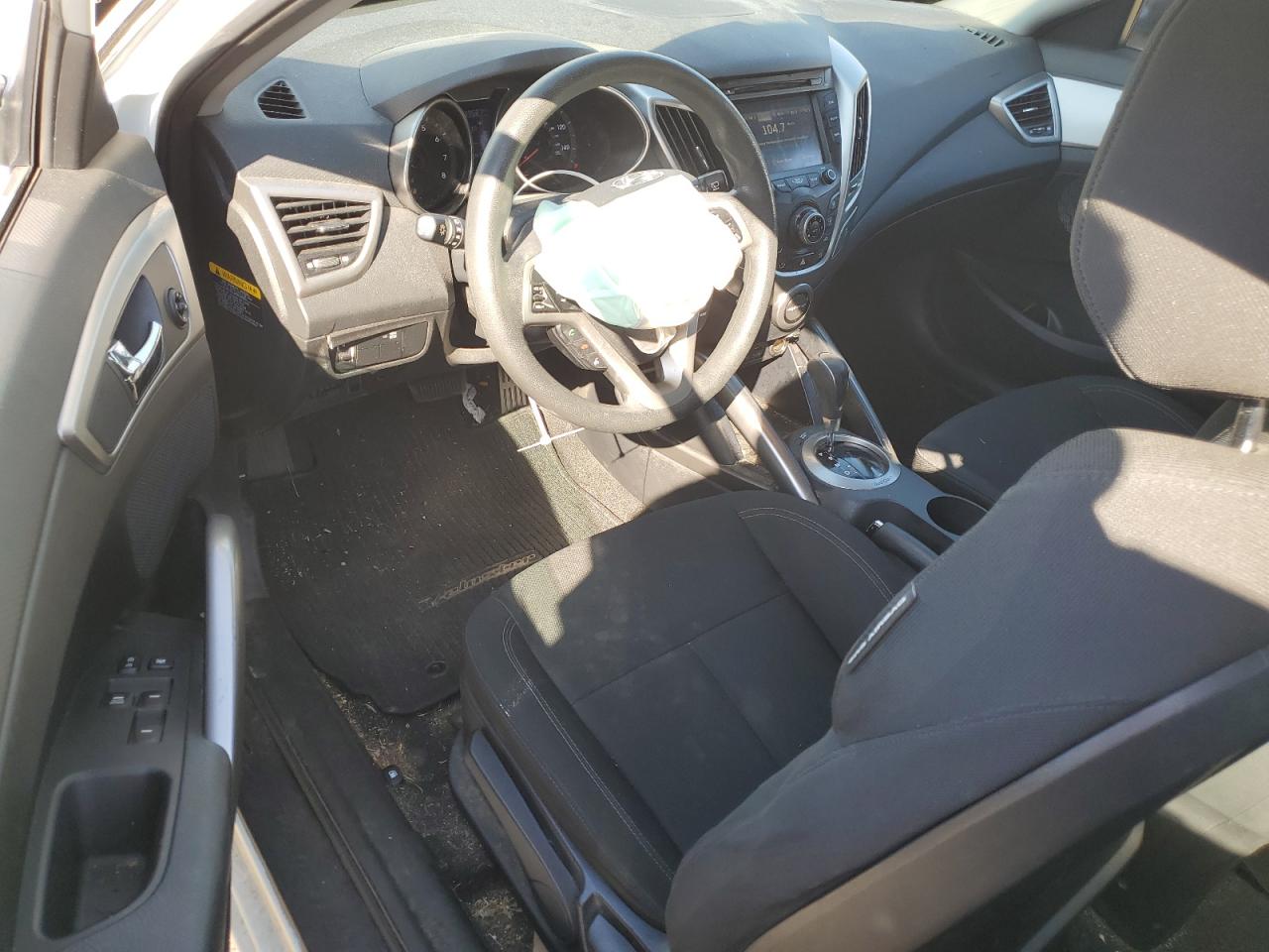 KMHTC6ADXFU238847 2015 Hyundai Veloster