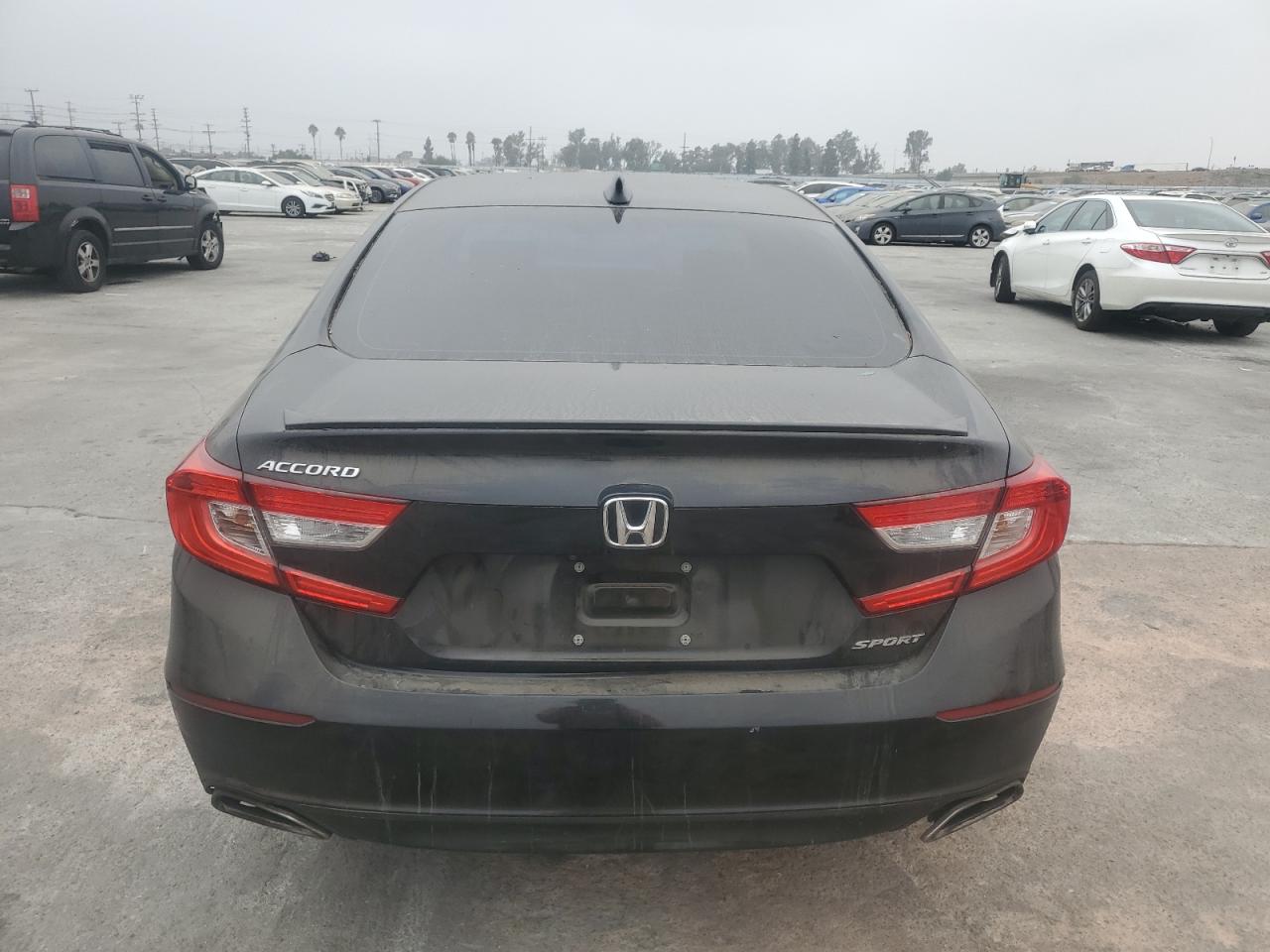 2020 Honda Accord - Image 6