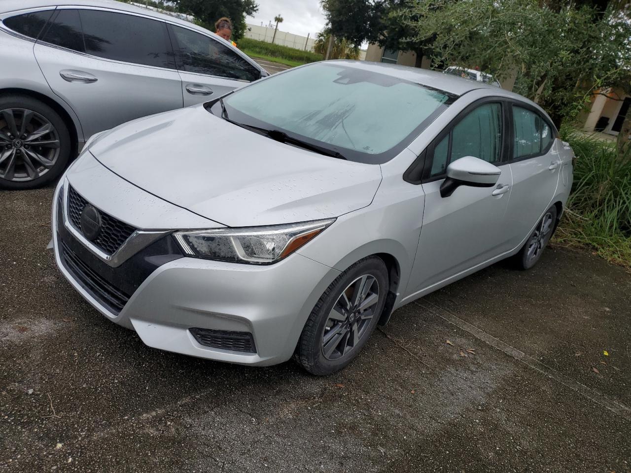 2020 Nissan Versa - Image 1