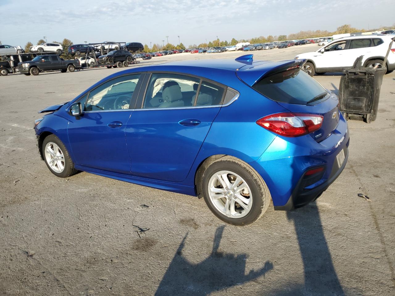 2017 Chevrolet Cruze - Image 2