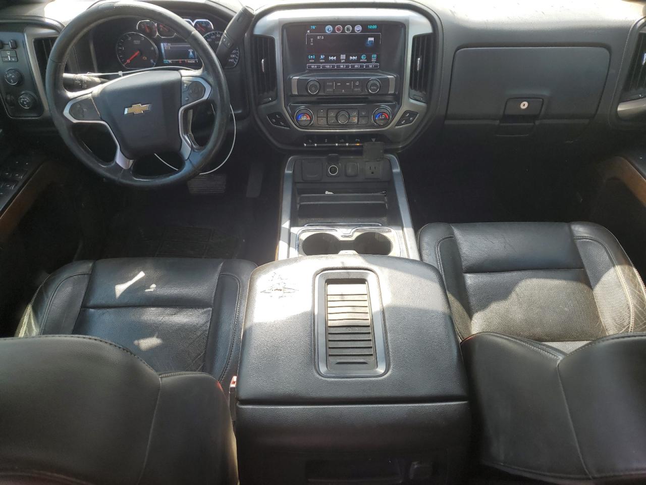 2016 Chevrolet Silverado - Image 8