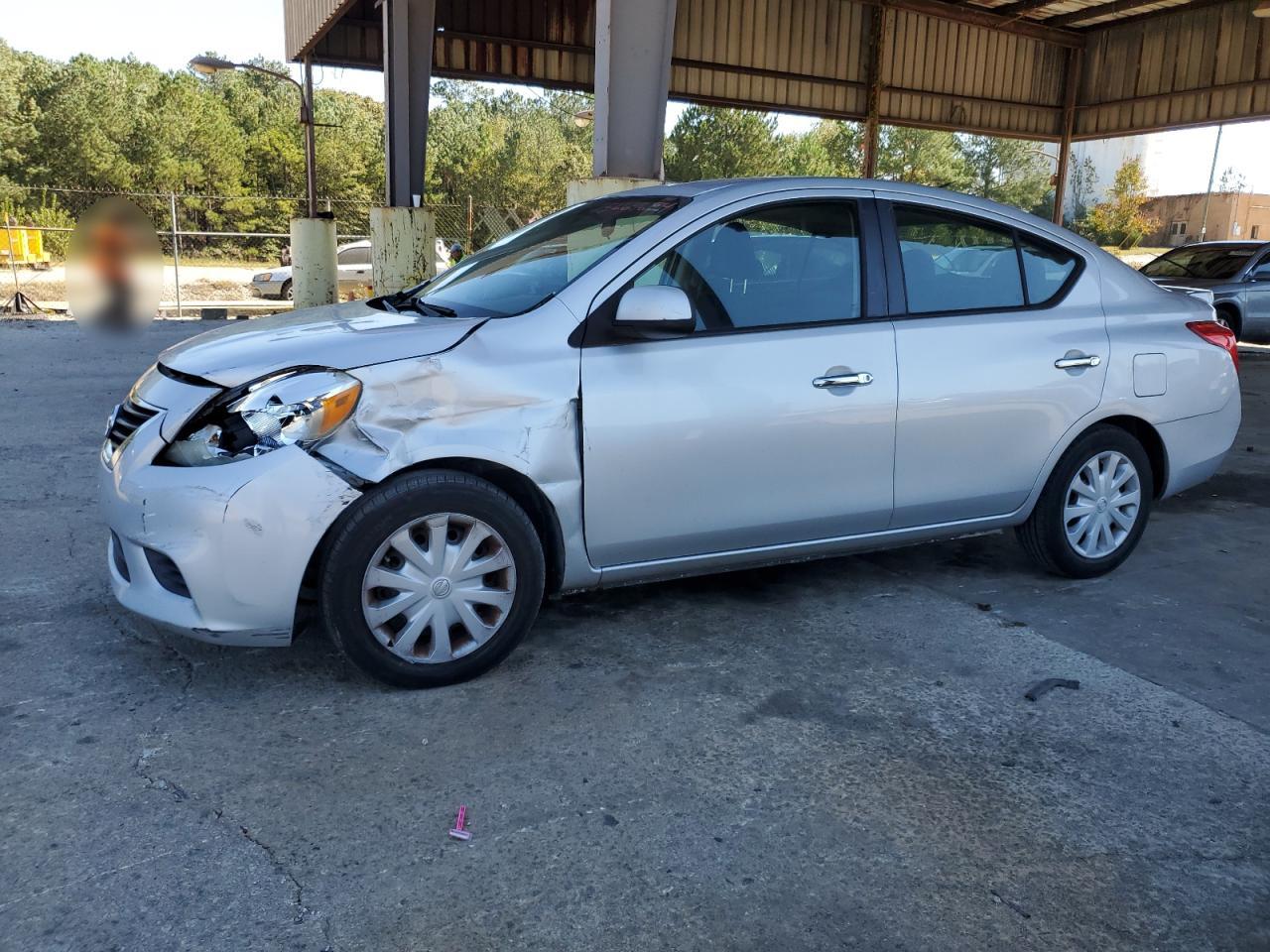 2013 Nissan Versa - Image 1