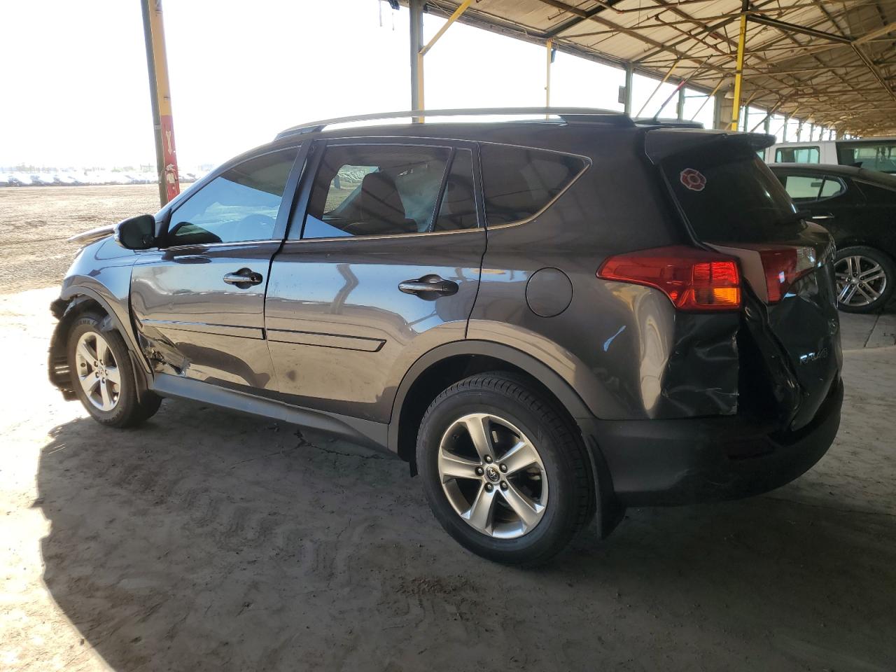2015 Toyota RAV 4 - Image 2