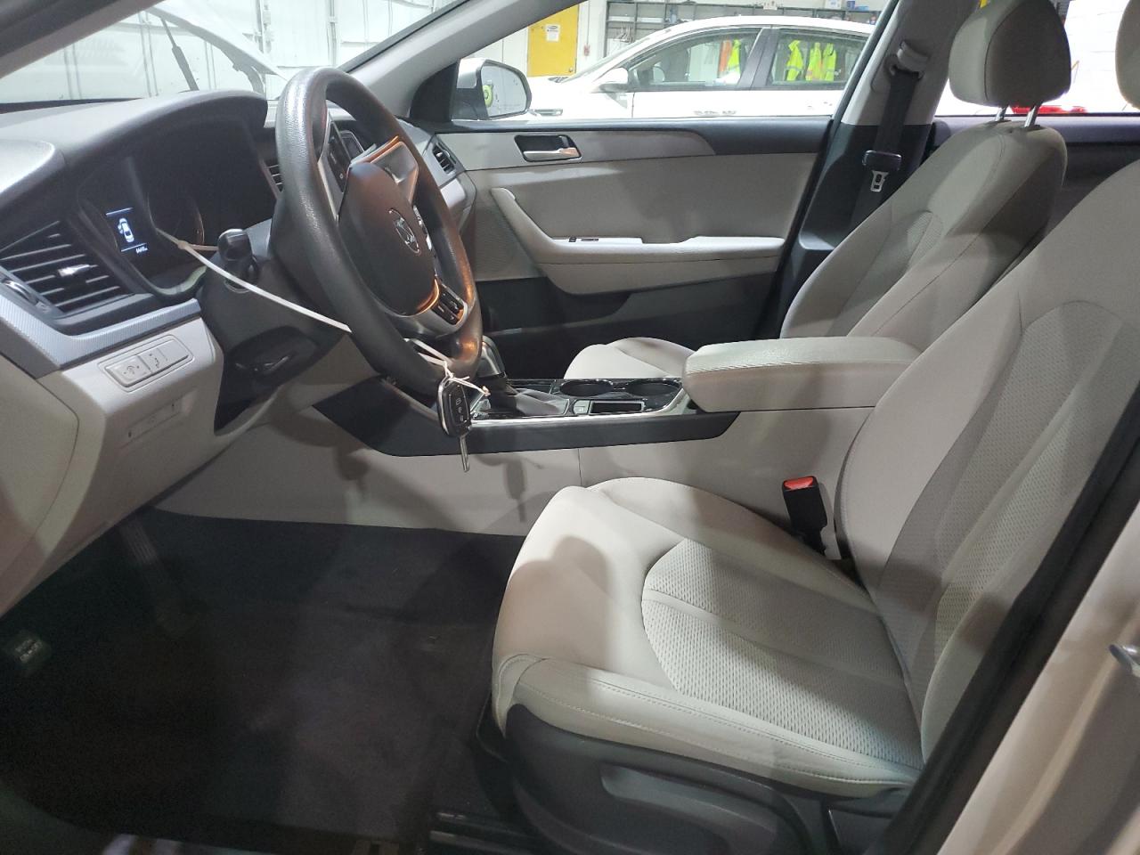 VIN 5NPE24AF2KH796038 2019 HYUNDAI SONATA no.7