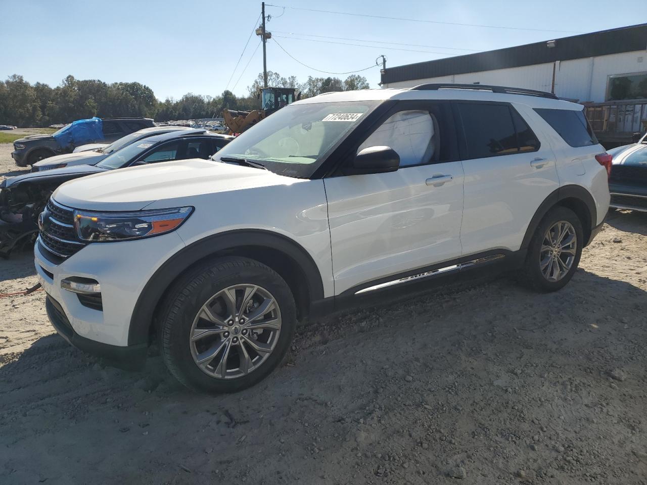 2023 Ford Explorer - Image 1