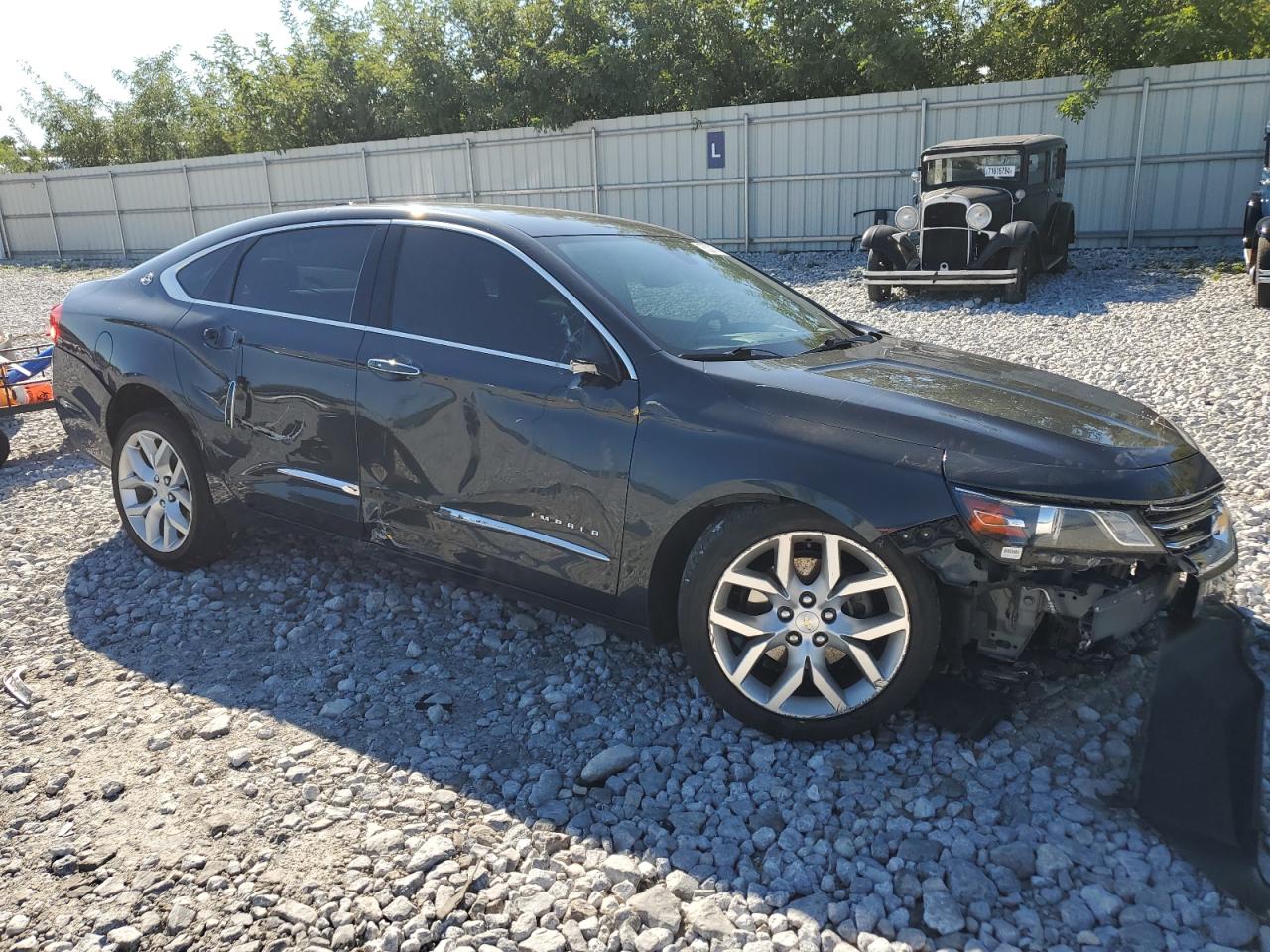 2018 Chevrolet Impala - Image 4