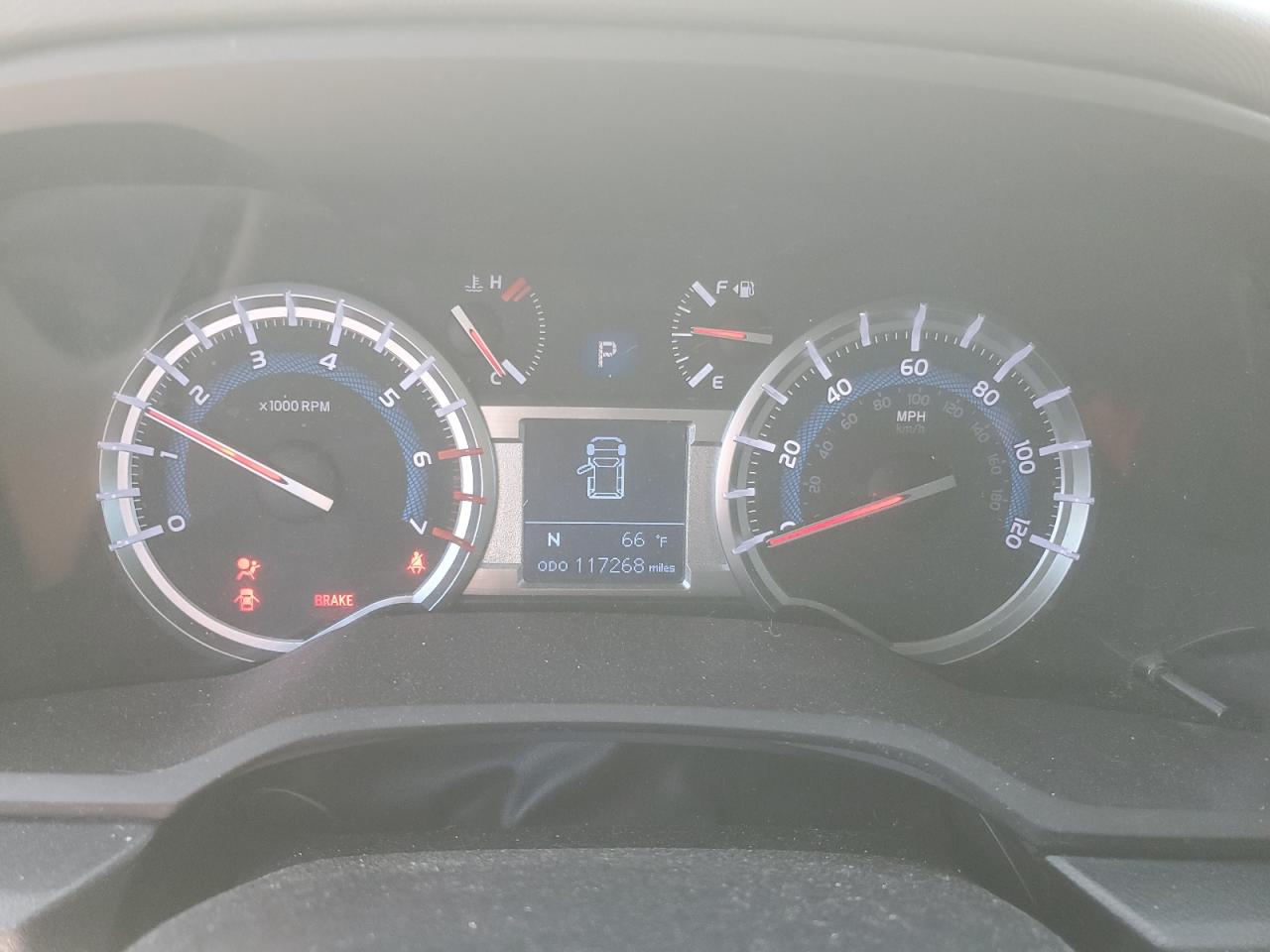 2017 Toyota 4Runner - Image 9