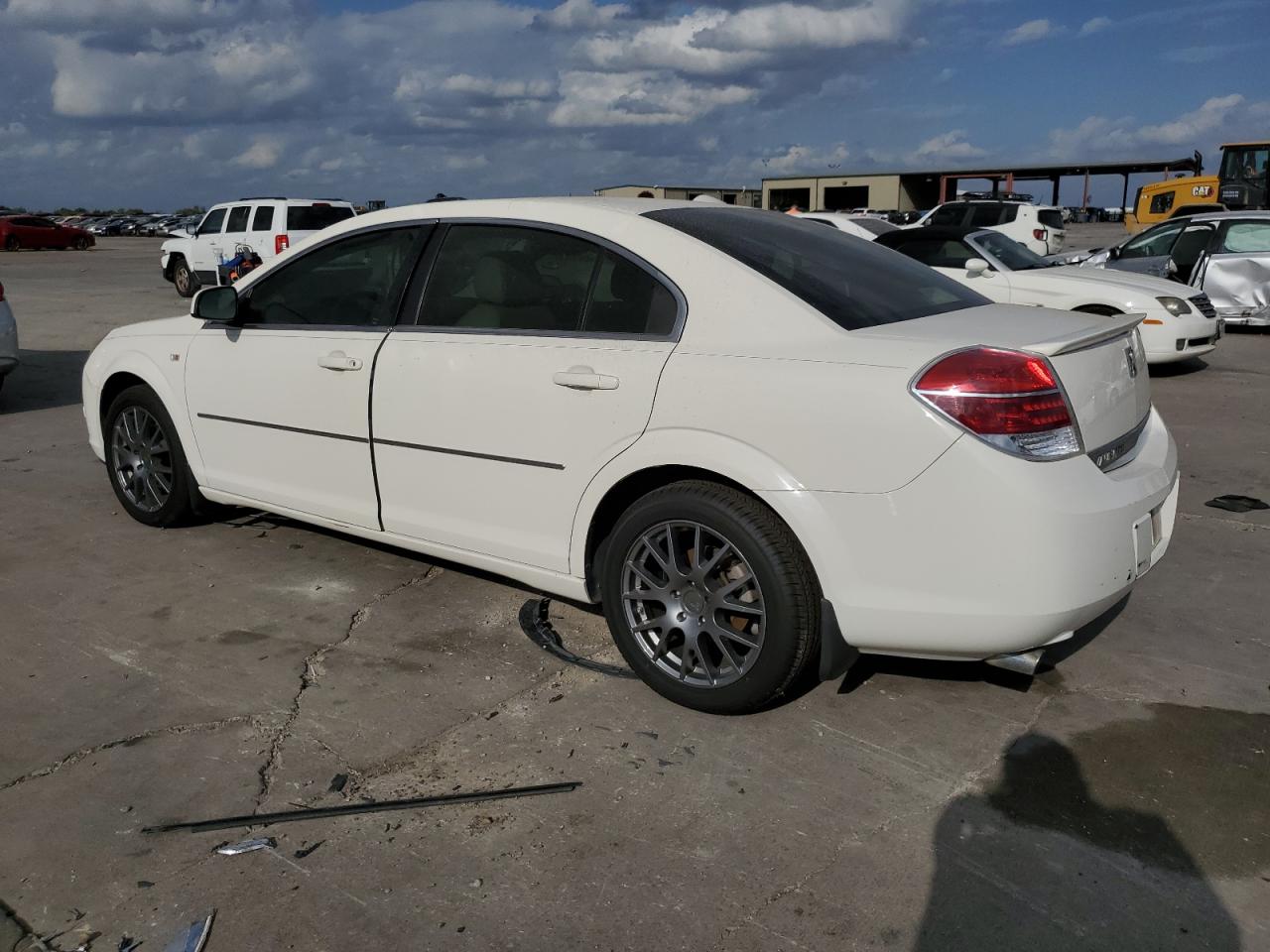 2007 Saturn Aura - Image 2