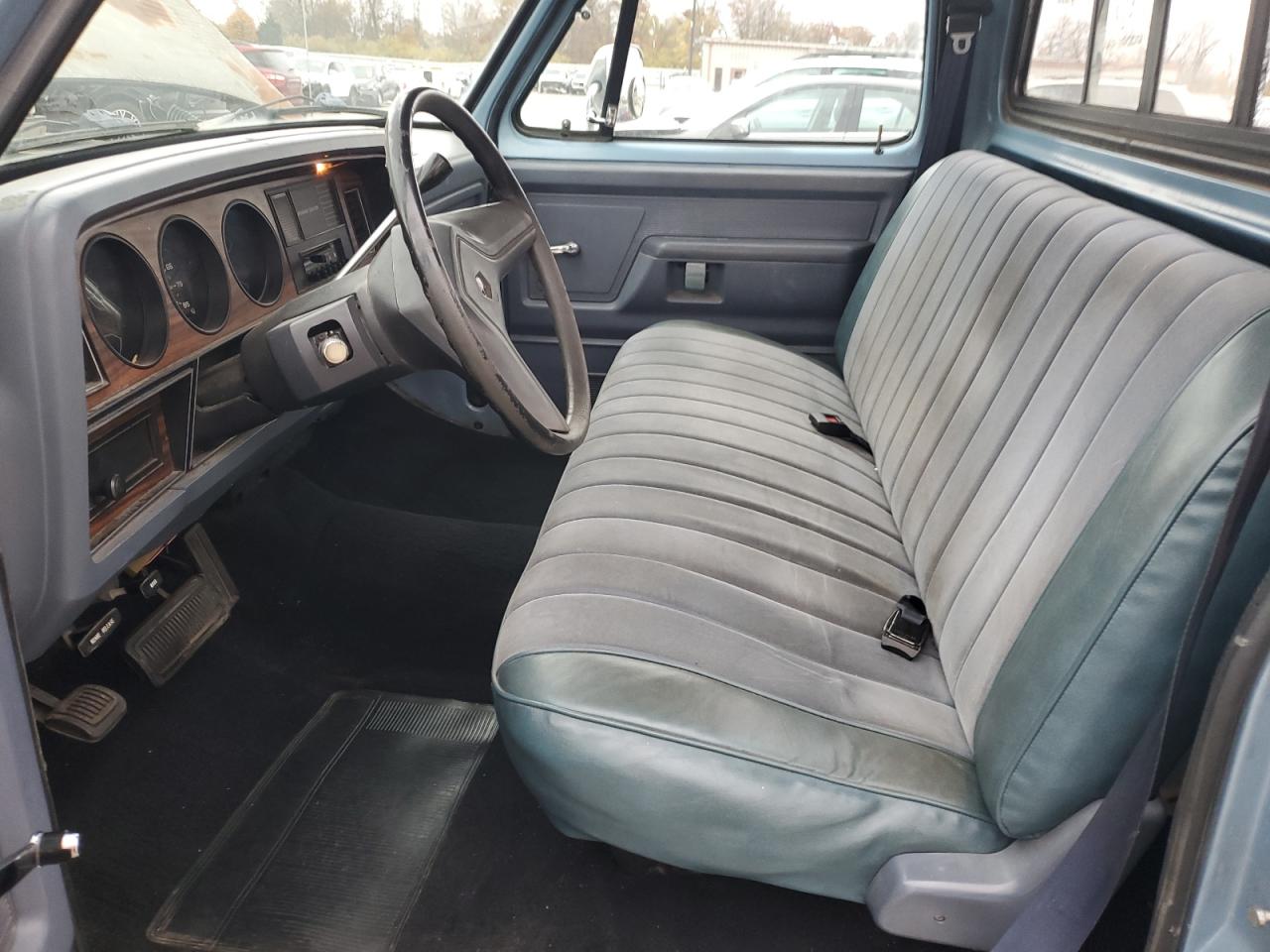 1988 Dodge D150 - Image 7