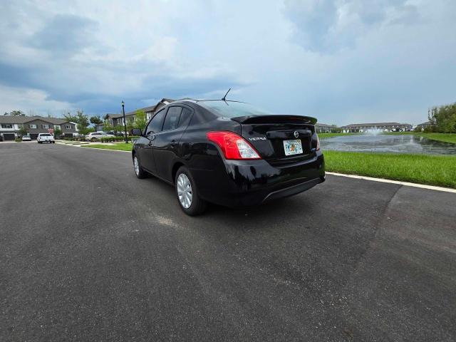 Sedans NISSAN VERSA 2016 Black