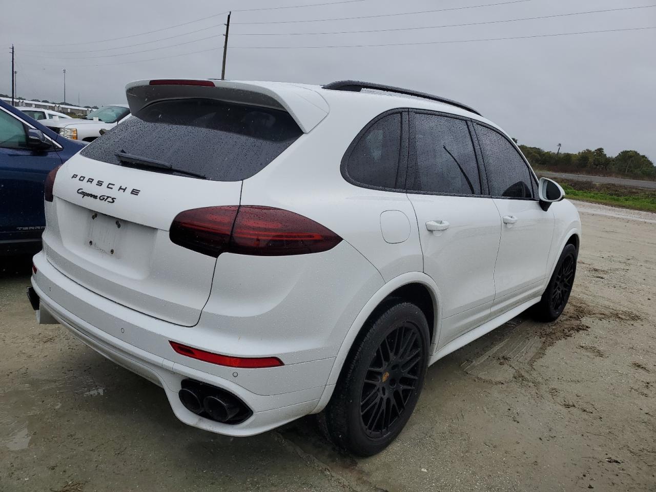 2016 Porsche Cayenne - Image 3