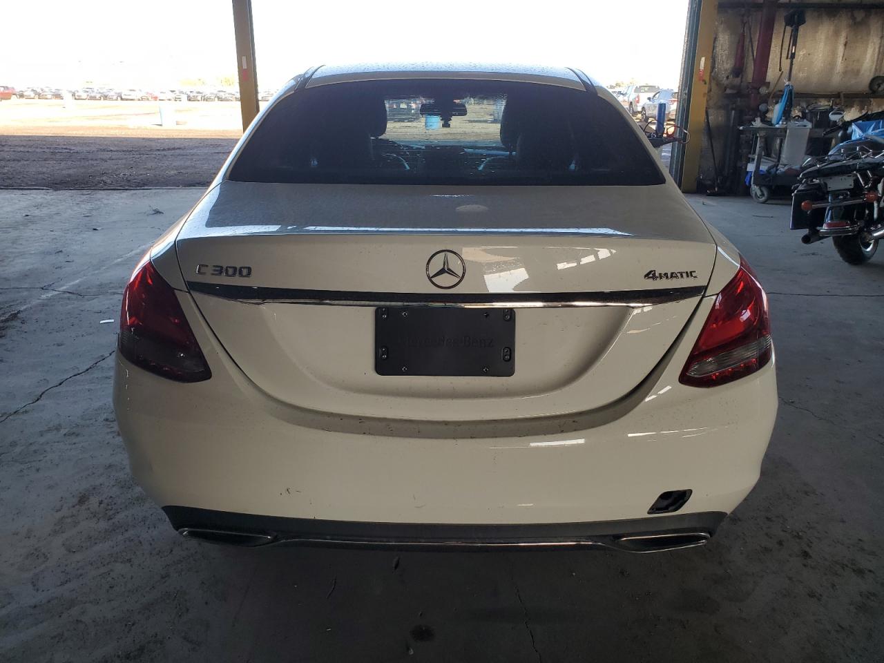 2015 Mercedes-Benz C 300 4Matic VIN: 55SWF4KB9FU010839 Lot: 78528644