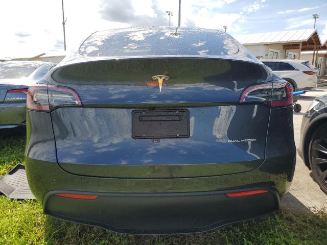  TESLA MODEL Y 2024 Серый