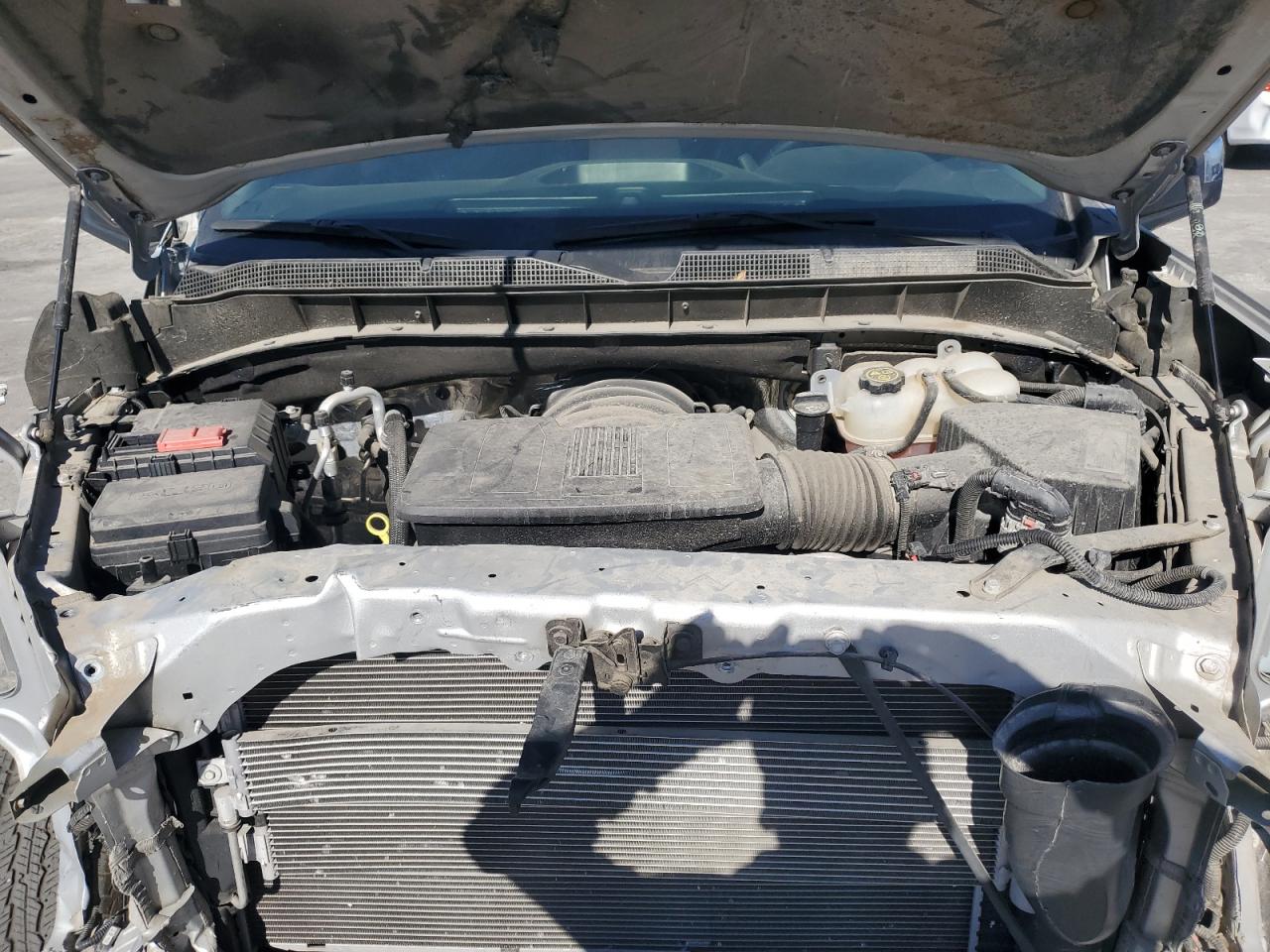 2021 Chevrolet Silverado - Image 13